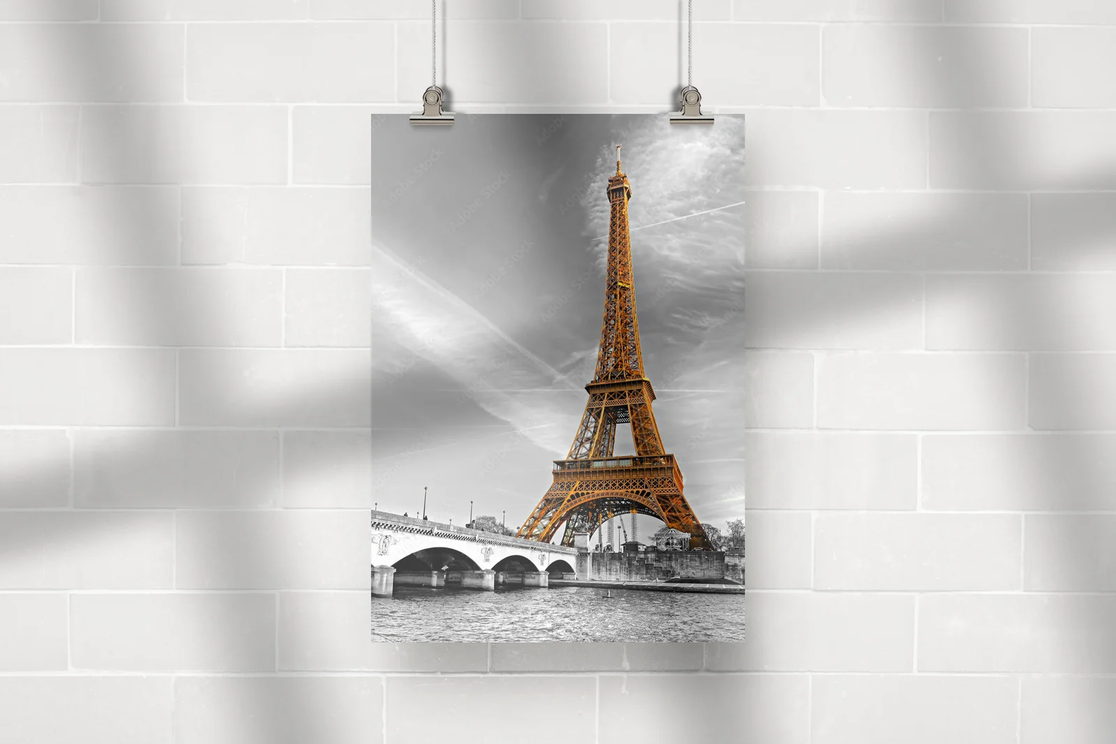 Eiffel Tower: Symbol Paris i romantyzmu