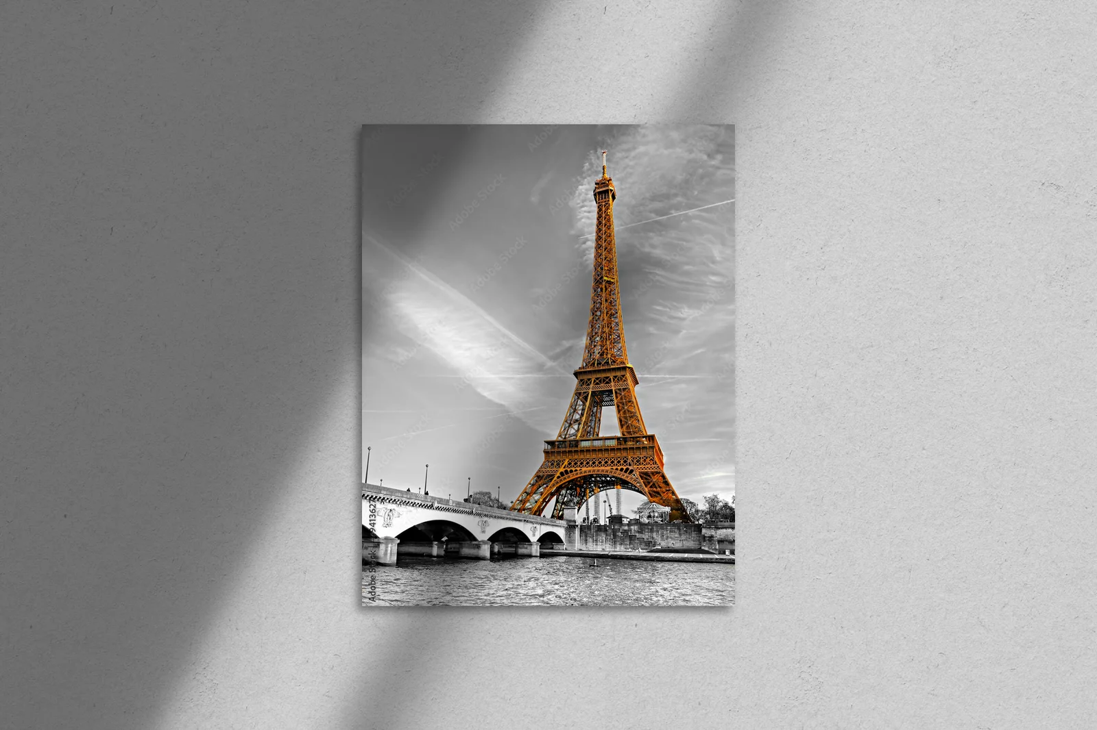 Eiffel Tower: Symbol Paris i romantyzmu