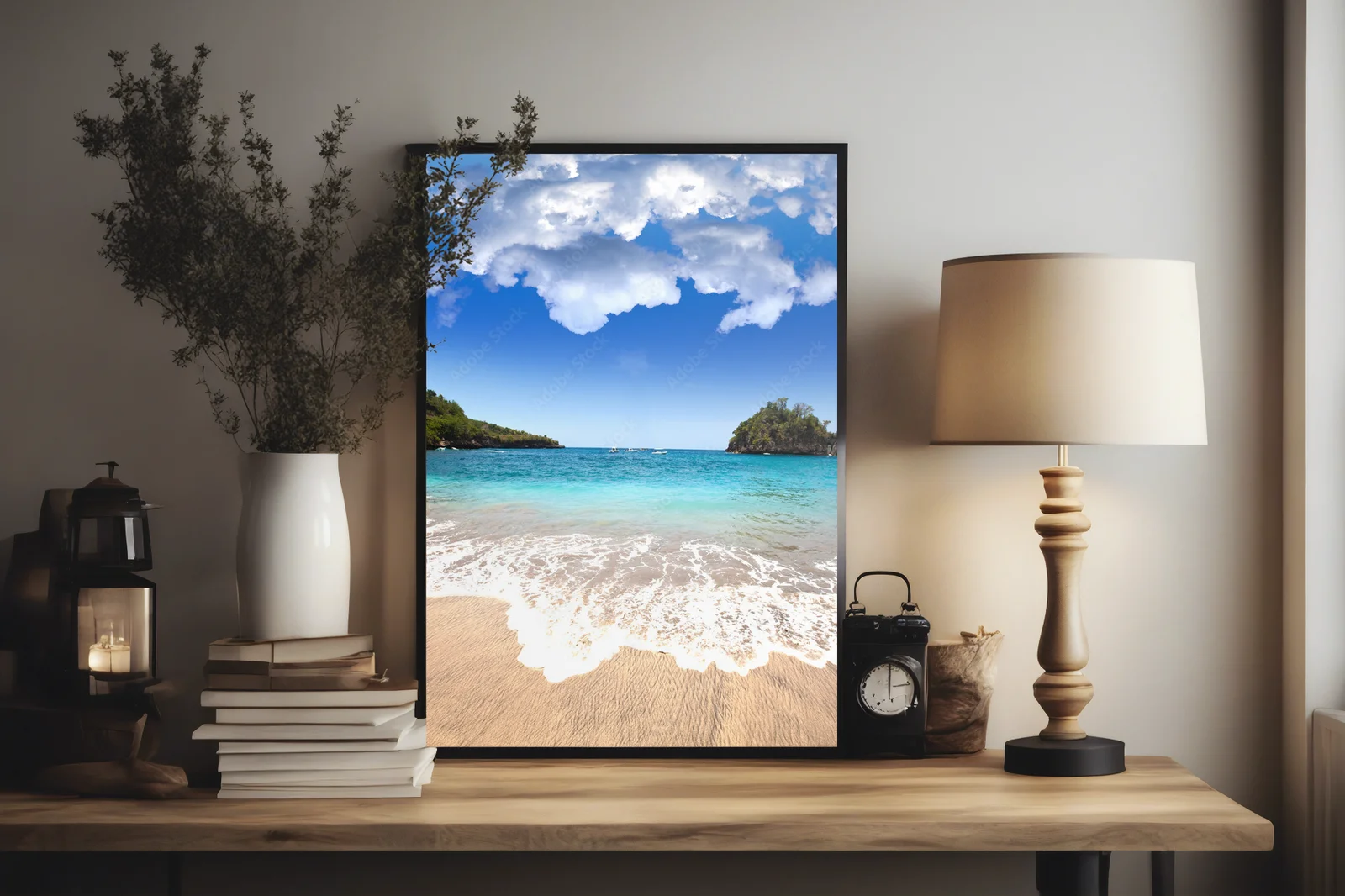 Spokojna plaża na Bali w bieli i błękicie