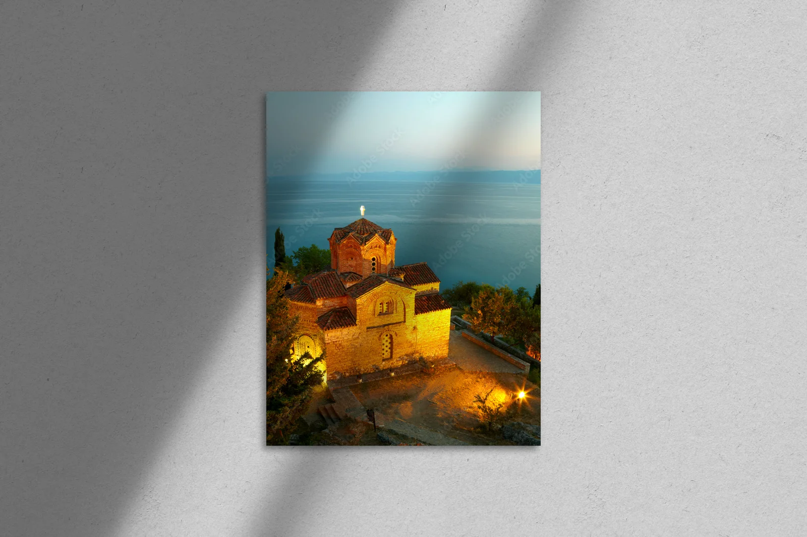 Zachwycająca architektura przy jeziorze Ohrid