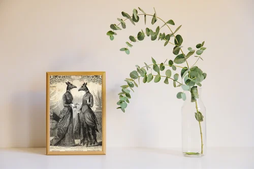 Elegancka rozgrywka surrealizmu w ciemnych barwach