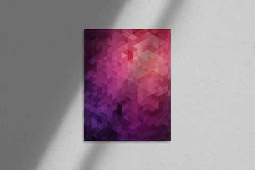 Futurystyczne kompozycje w purpurowych odcieniach