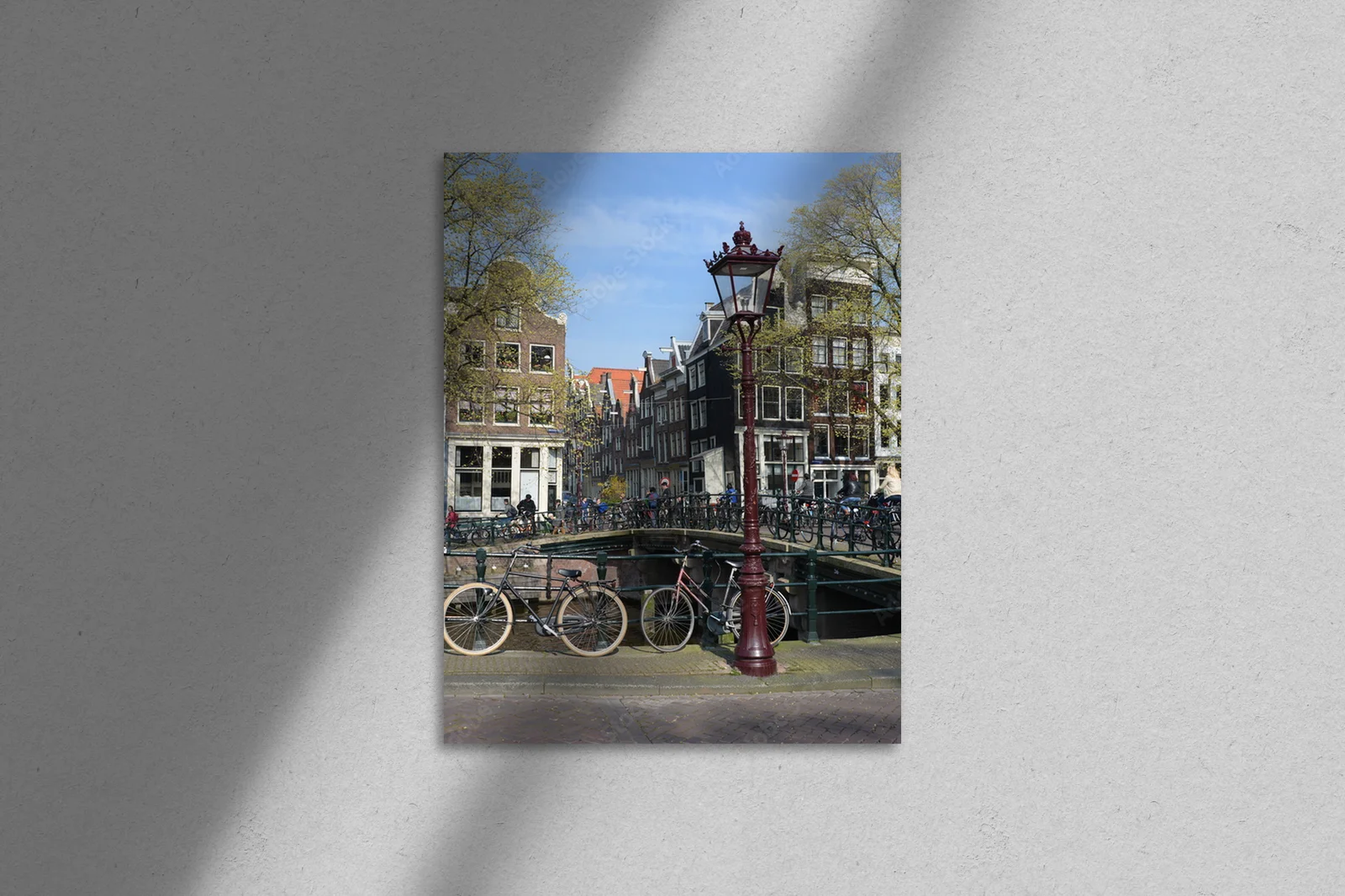 Zachwycające kanały Amsterdamu w pastelowych tonach