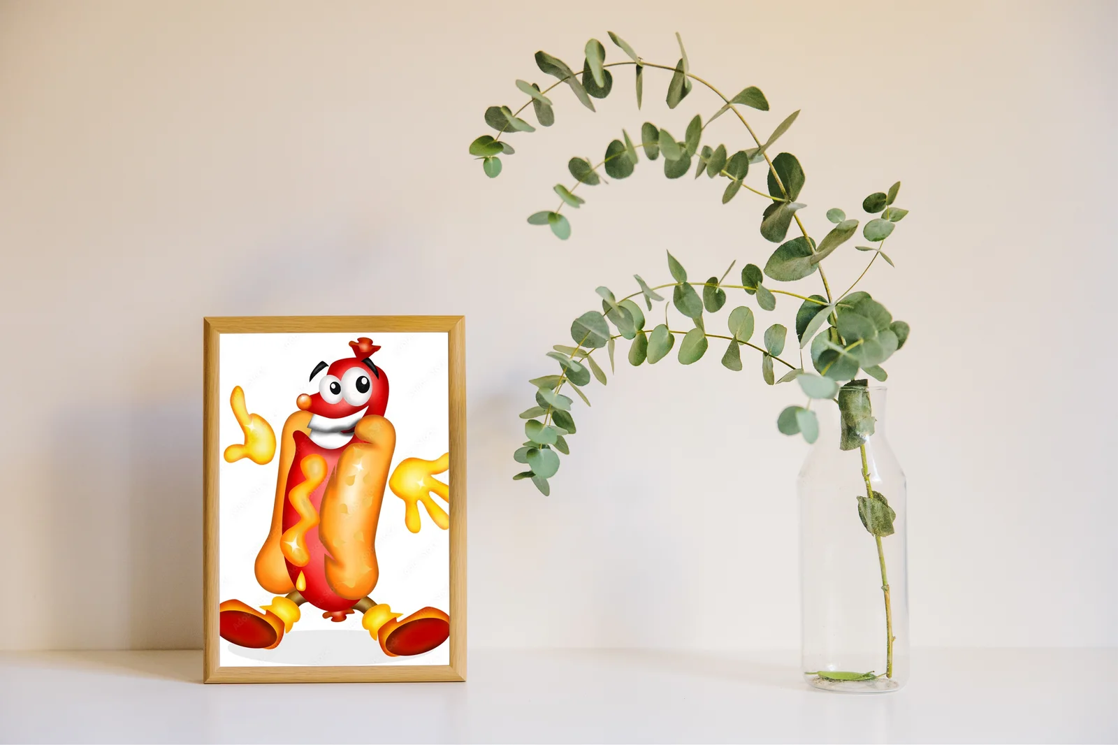 Radosne hot dogi w kolorze promiennej bieli i szarości
