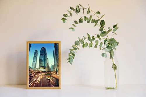 Magiczny zmierzch Hongkongu w odcieniach granatu