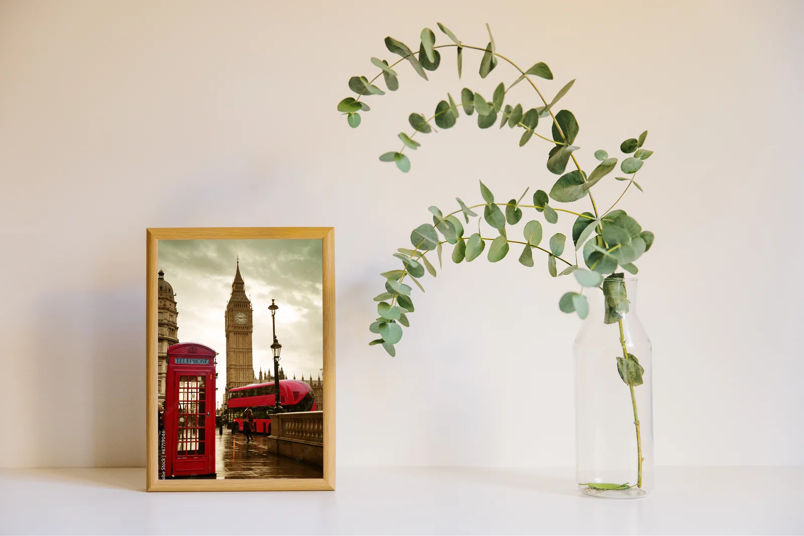Urokliwe poranki ulic Londynu w pastelowych odcieniach