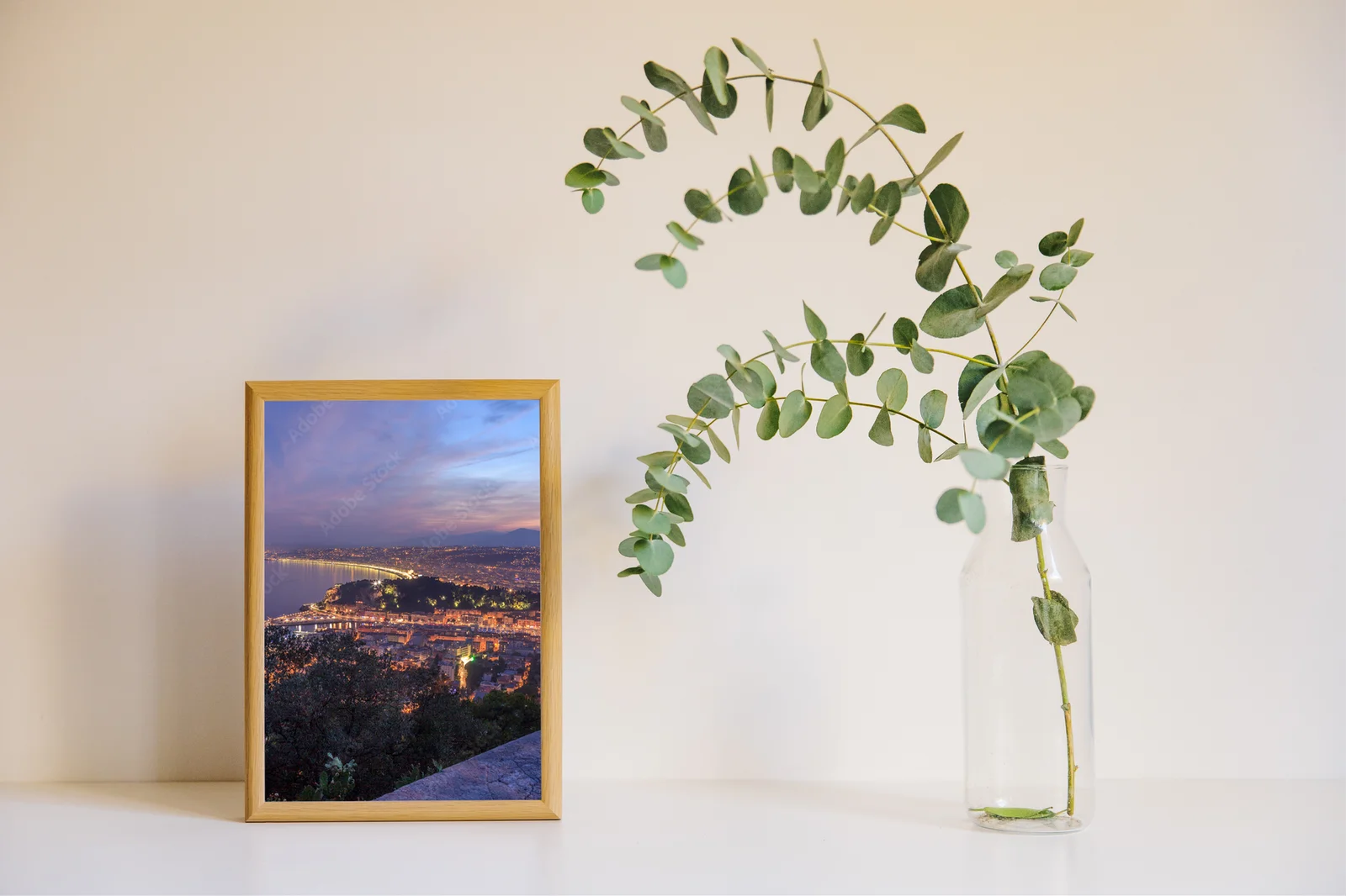 Romantyczna noc w Nicei – spacer po Promenade des Anglais