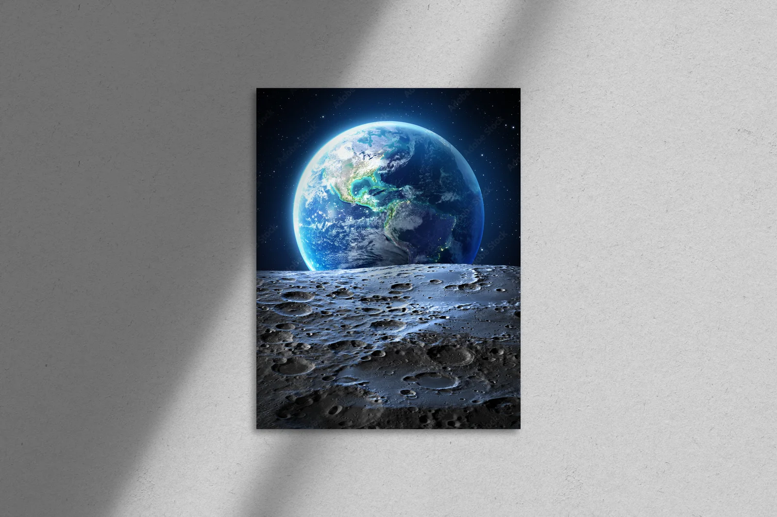 Nocna panorama Ziemi z powierzchni Księżyca