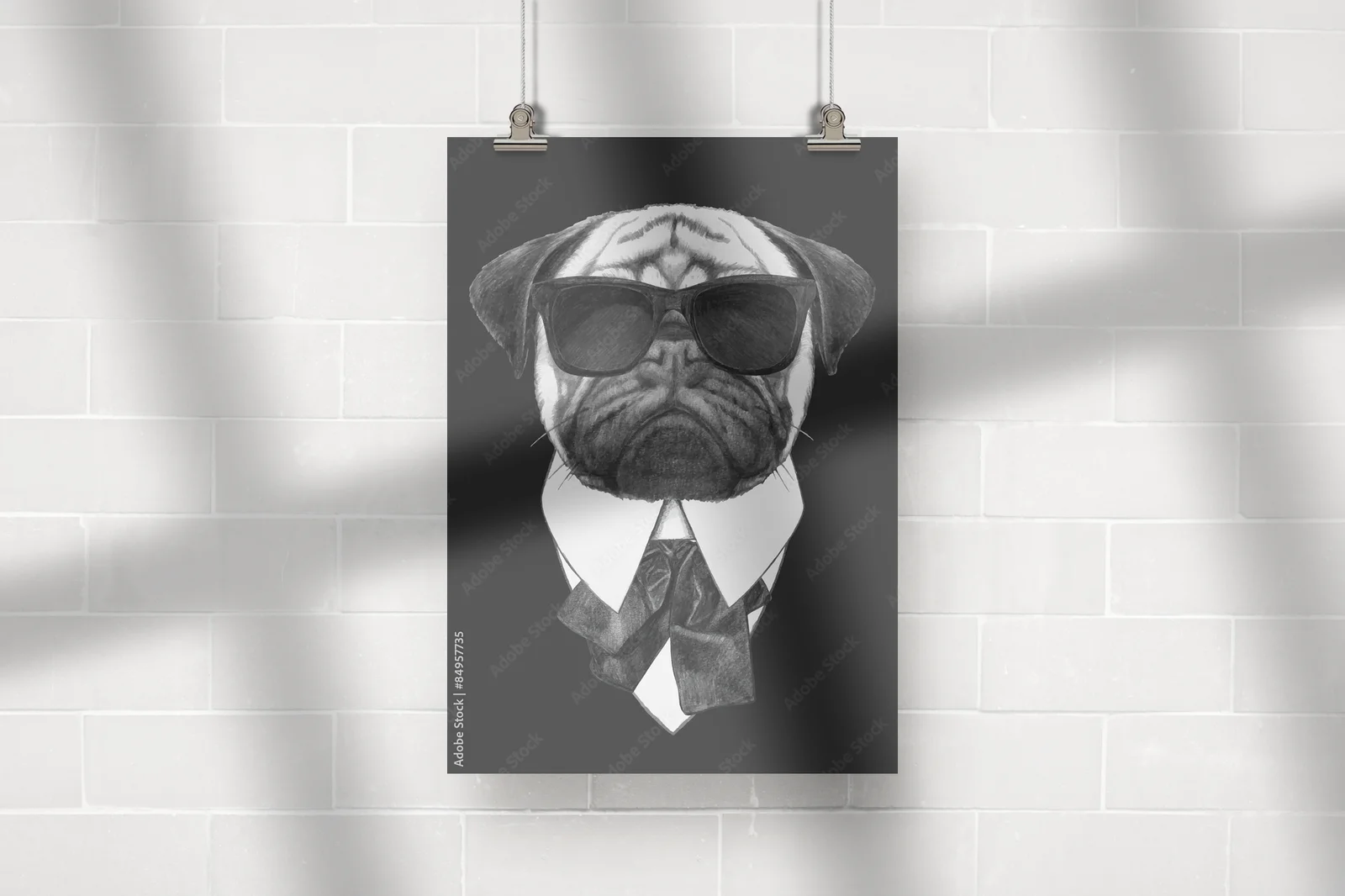 Urokliwy Pies Pug w Retro Okularach