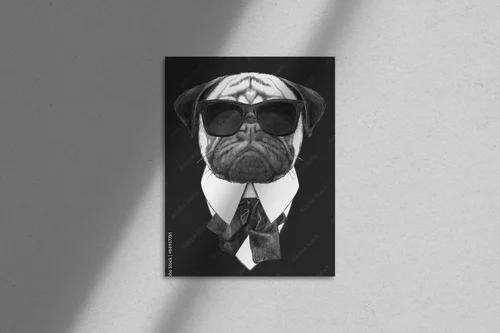 Urokliwy Pies Pug w Retro Okularach