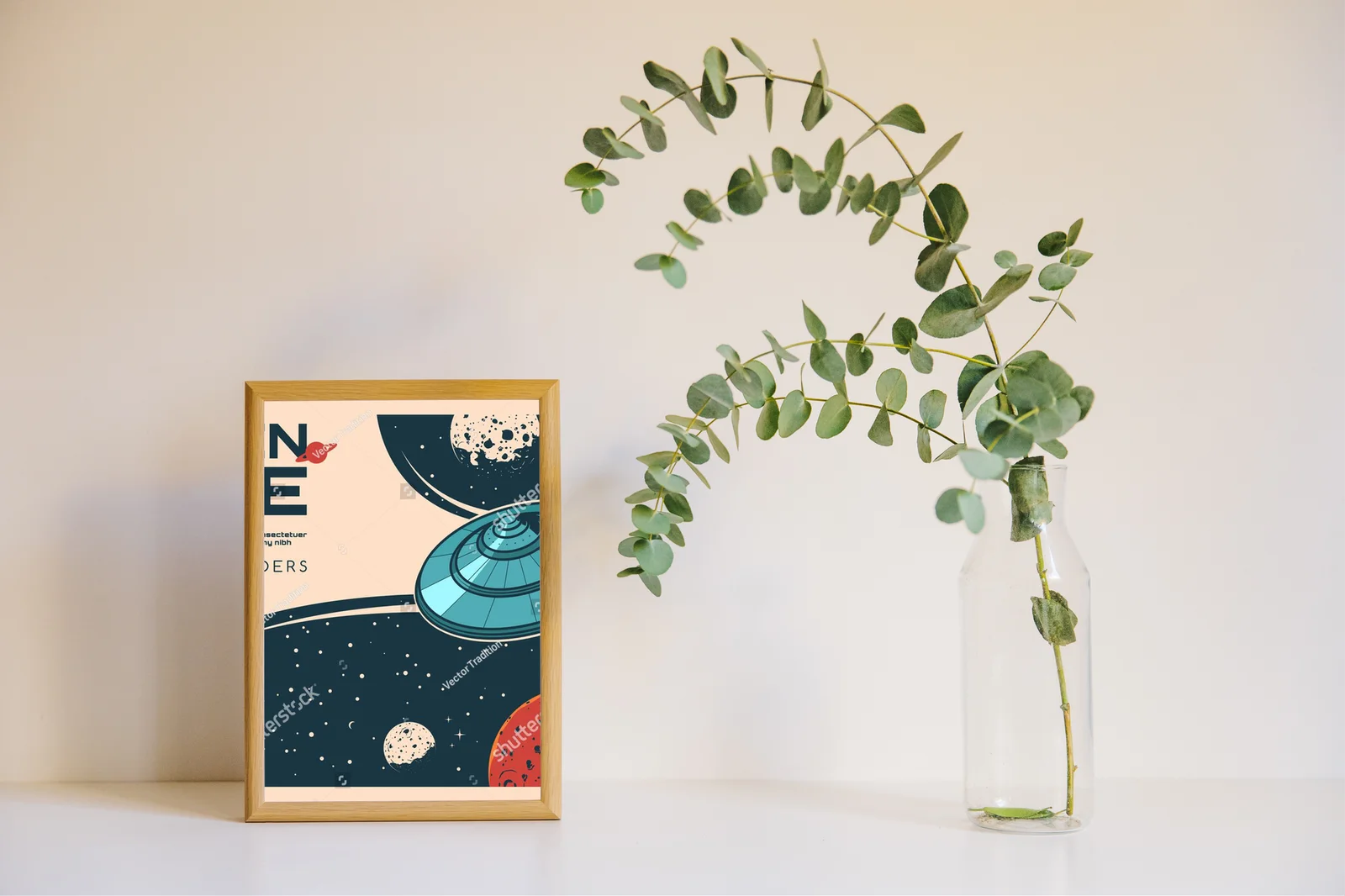 Kosmiczna podróż z retro obcymi w galaktycznym stylu