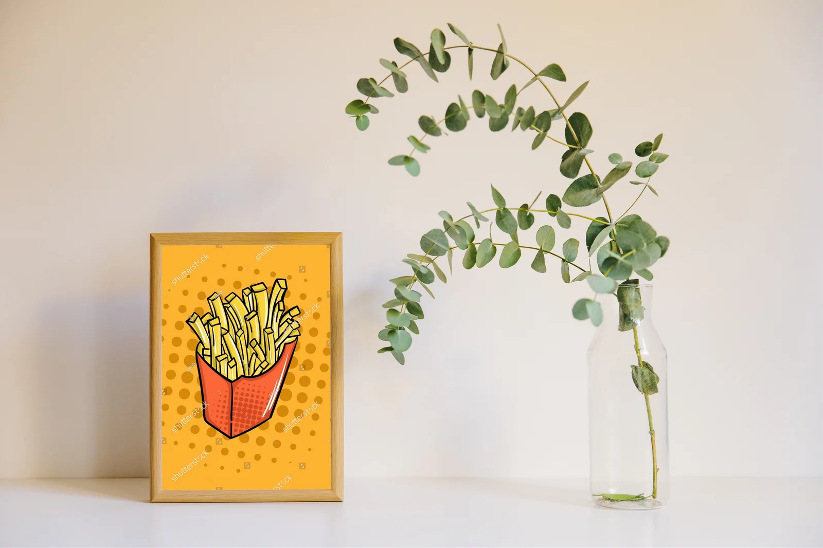 Energia smaku w pop-artowej kompozycji frytek