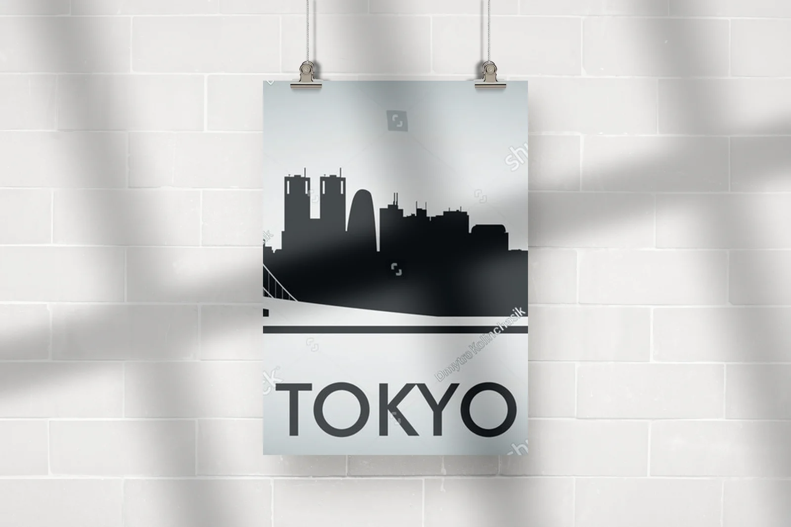 Nowoczesna panorama Tokyo w odcieniach głębokiego nieba