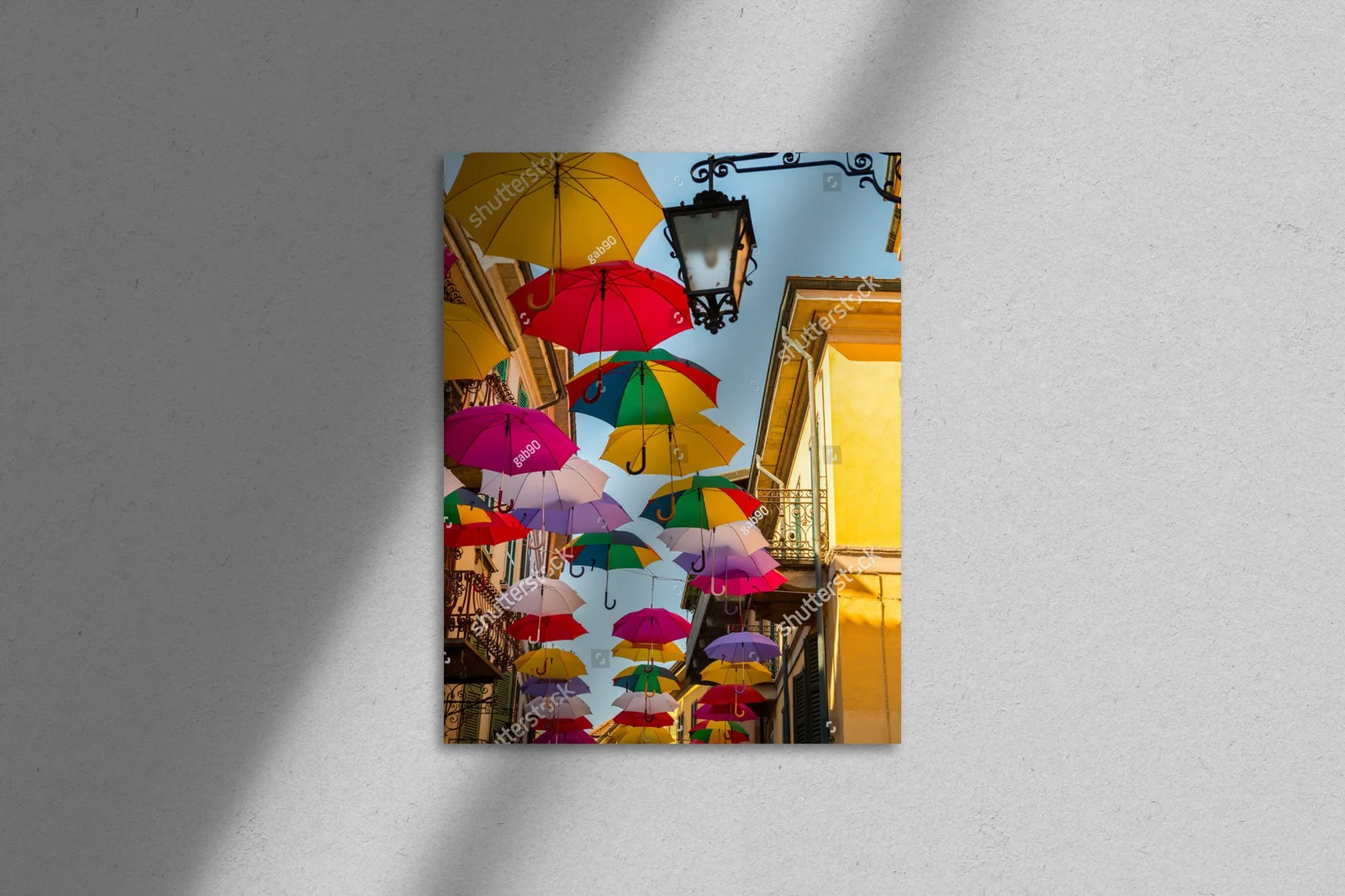 Magiczne odcienie Arony nad Jeziorem Maggiore