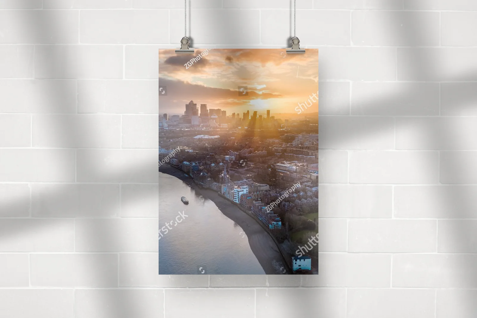 Panoramiczny widok wschodniego Londynu o świcie