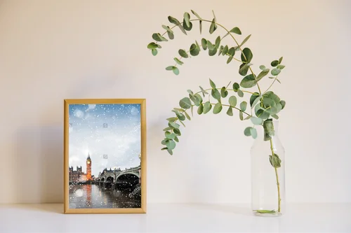 Zimowa magia Londynu - śnieżny pejzaż
