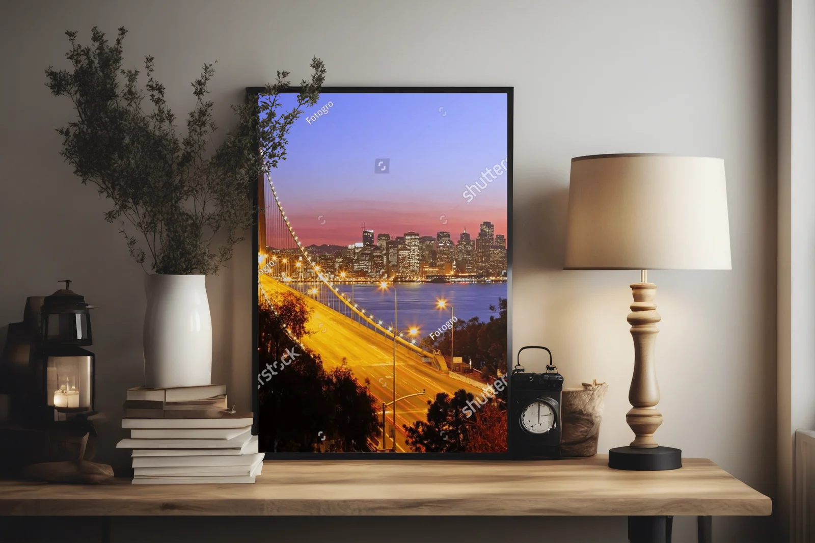 Nocna panorama San Francisco z magiczną aurą