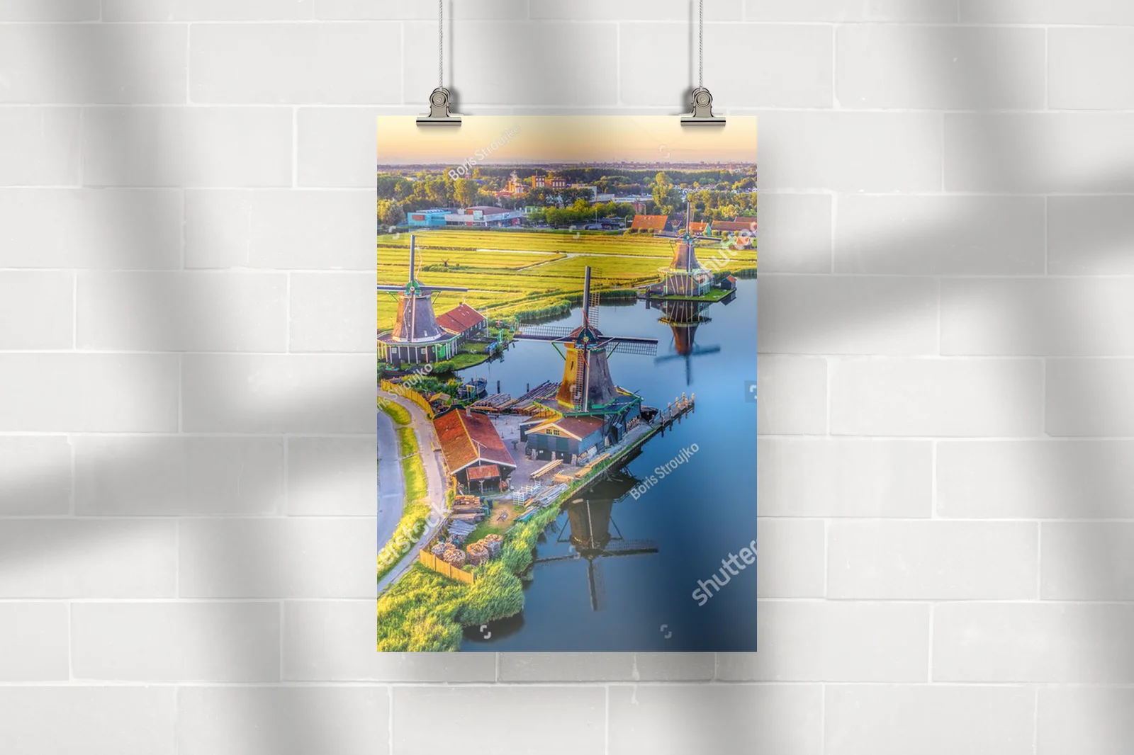 Idylliczny pejzaż wiatraków Zaanse Schans