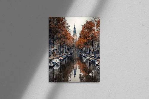 Urok Amsterdamu w romantycznym świetle wieczoru