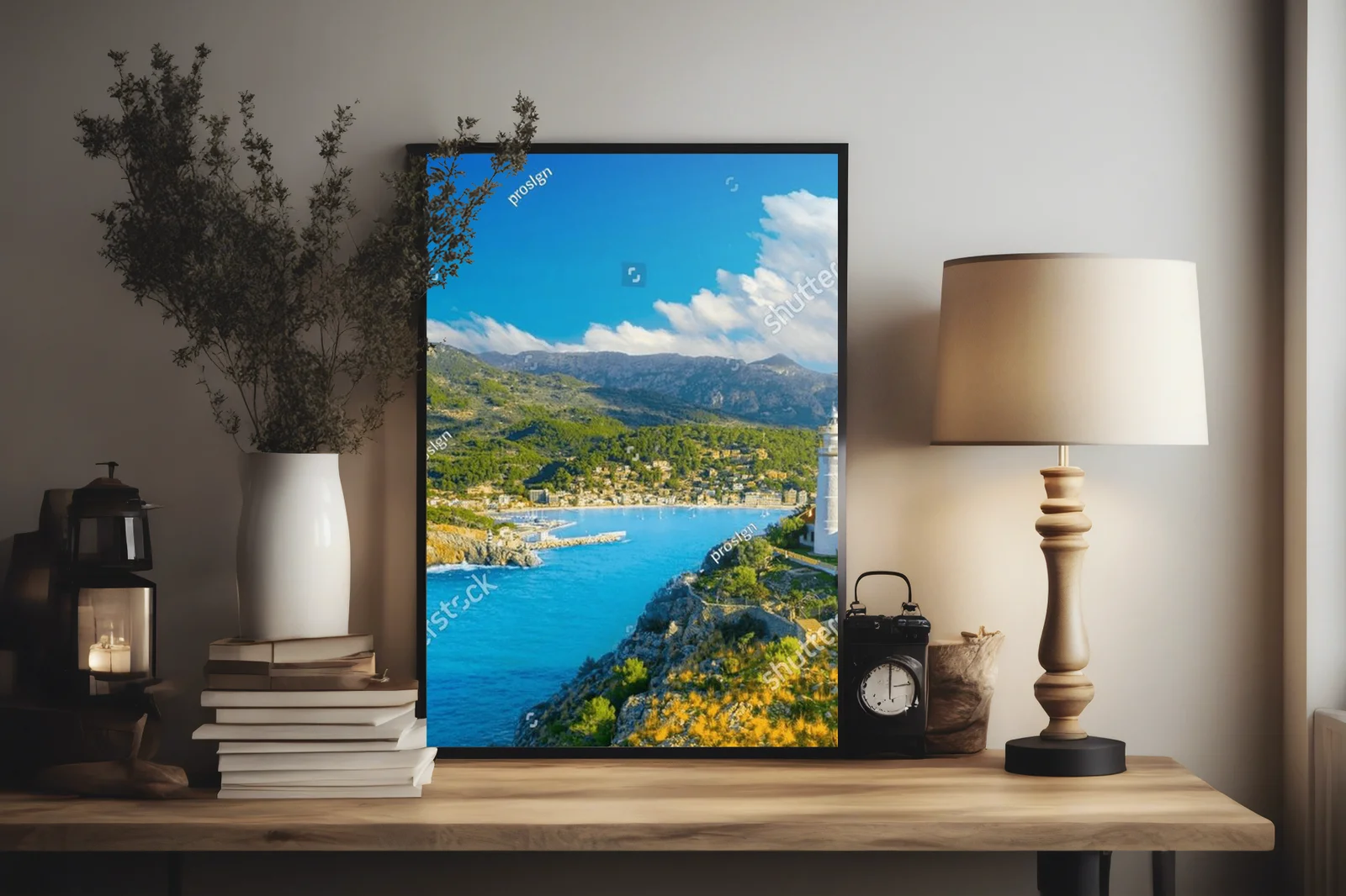 Panoramiczny widok na Port de Sóller w Majorce