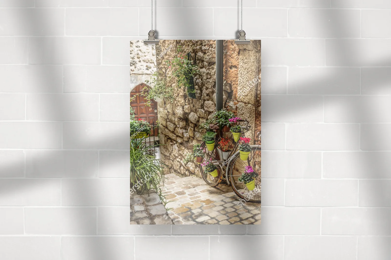 Urokliwa ulica starówki Tourrettes-sur-Loup