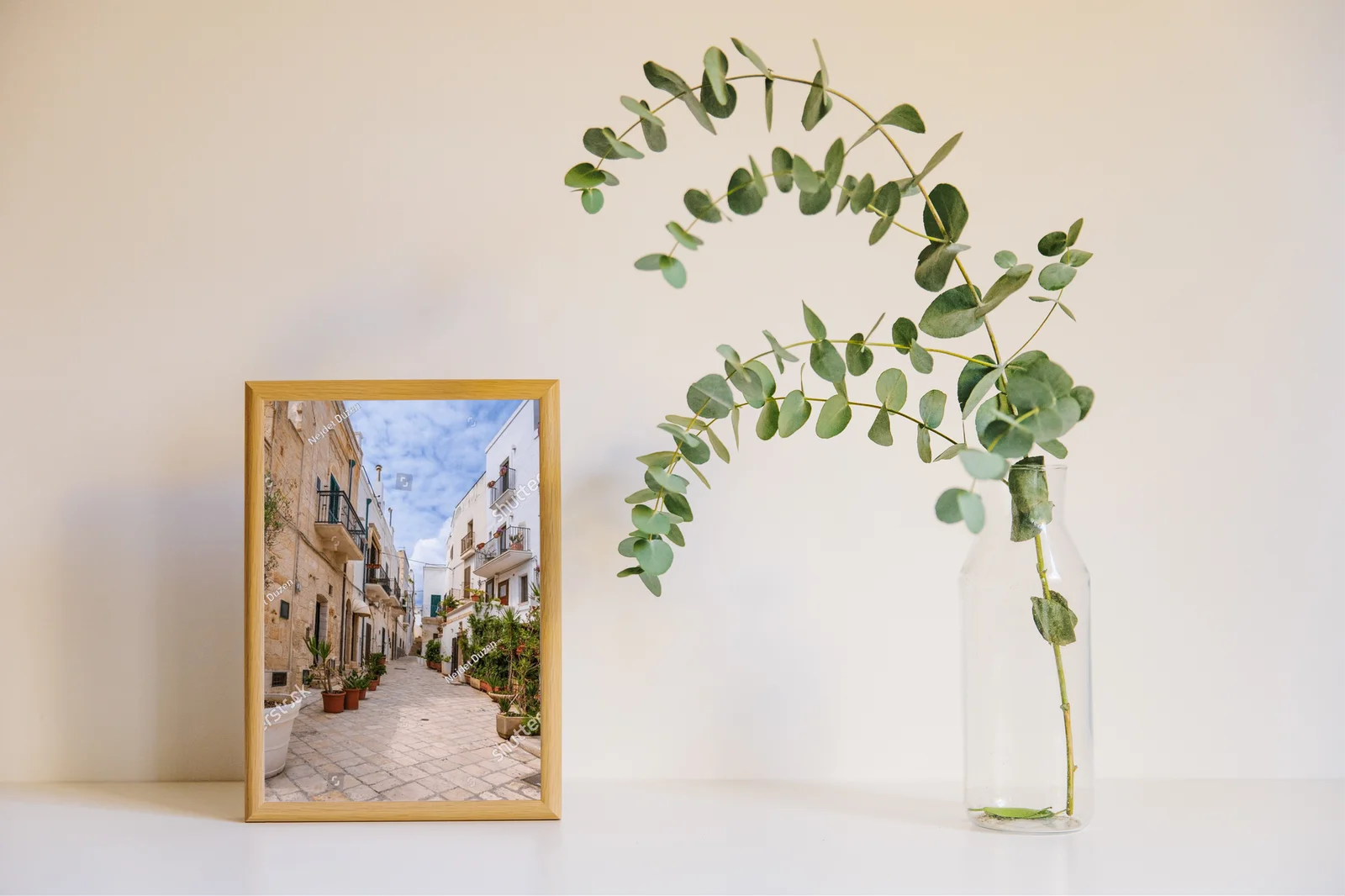 Malowniczy widok ulic Polignano a Mare