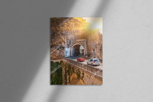 Urokliwe tunele Amalfi - podróż do słońca