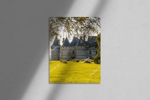 Zamek Chaumont-sur-Loire w złotym blasku