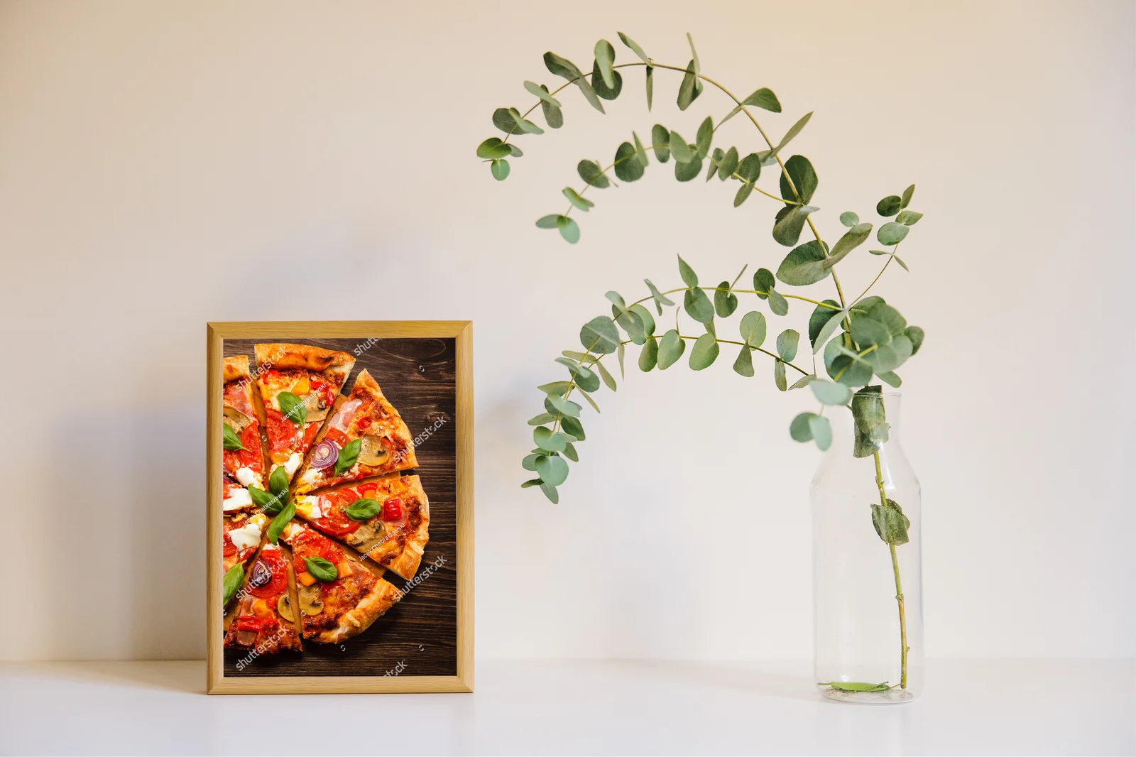Wyjątkowa pizza z jajkiem i pieczarkami