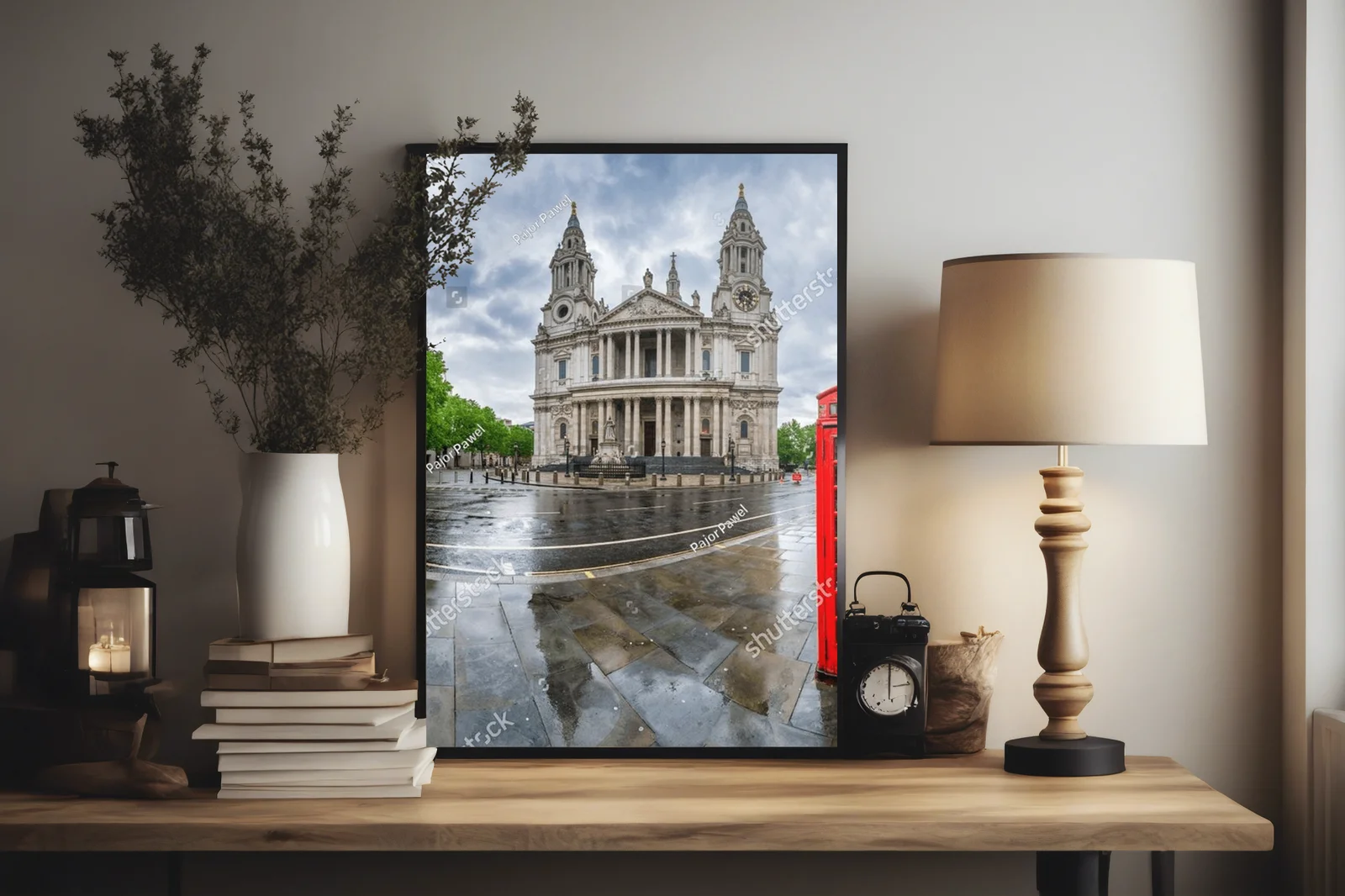 Elegancka panorama Londynu w deszczową scenerię