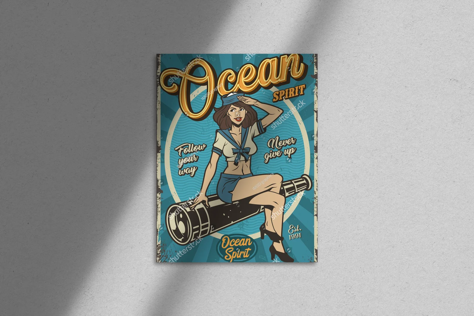 Urok retro: morska dziewczyna w kolorach oceanu