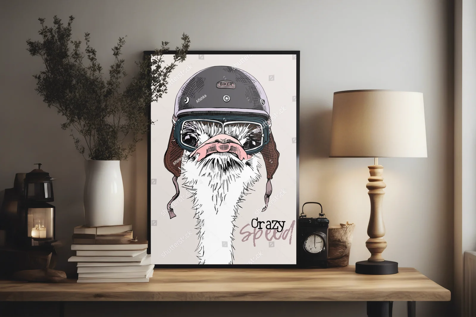 Śmieszny struś w retro stylu motocyklisty