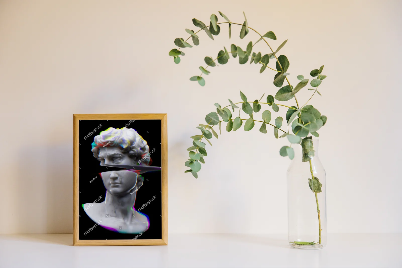 Corrupted Elegance: Abstrakcyjna Sztuka w Ciemności