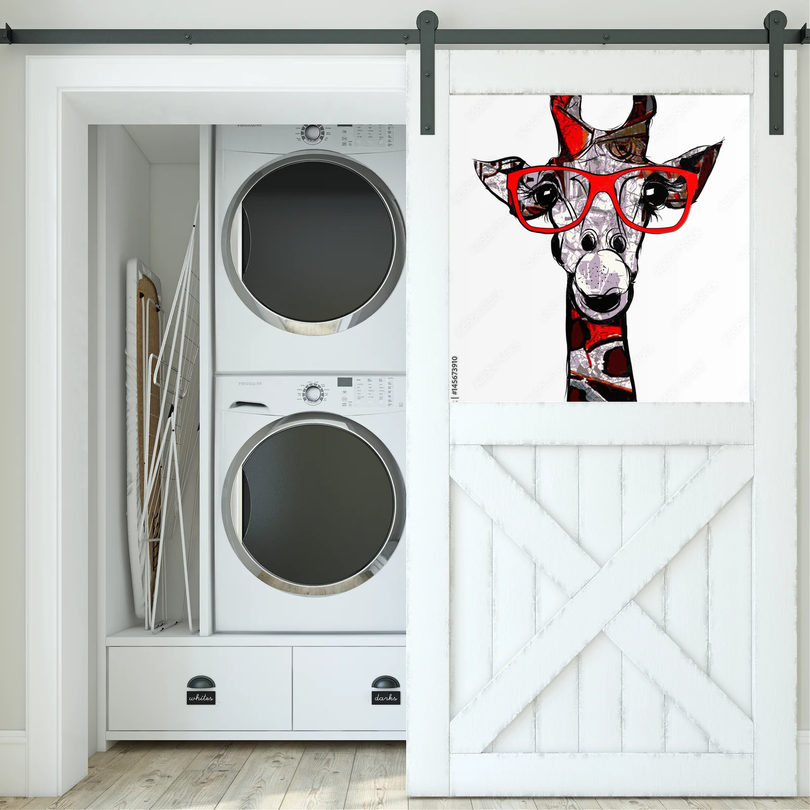Stylowa giraffa w okularach przeciwsłonecznych