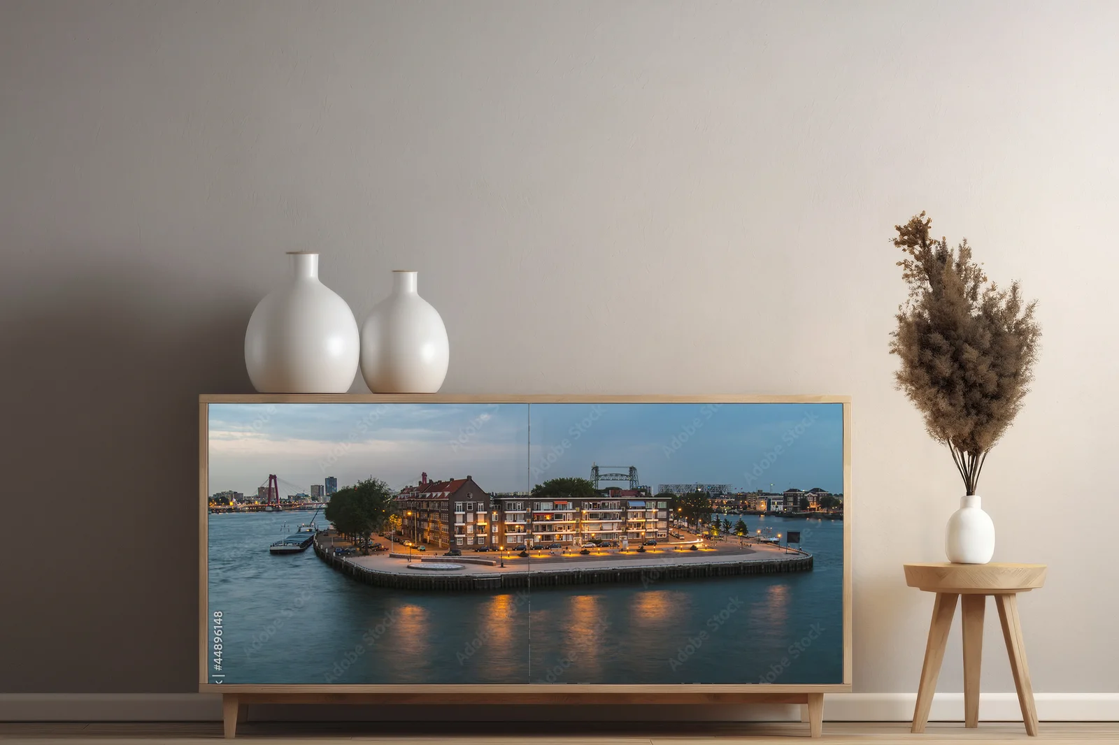 Niezwykła panorama Rotterdamu nad wodami rzeki