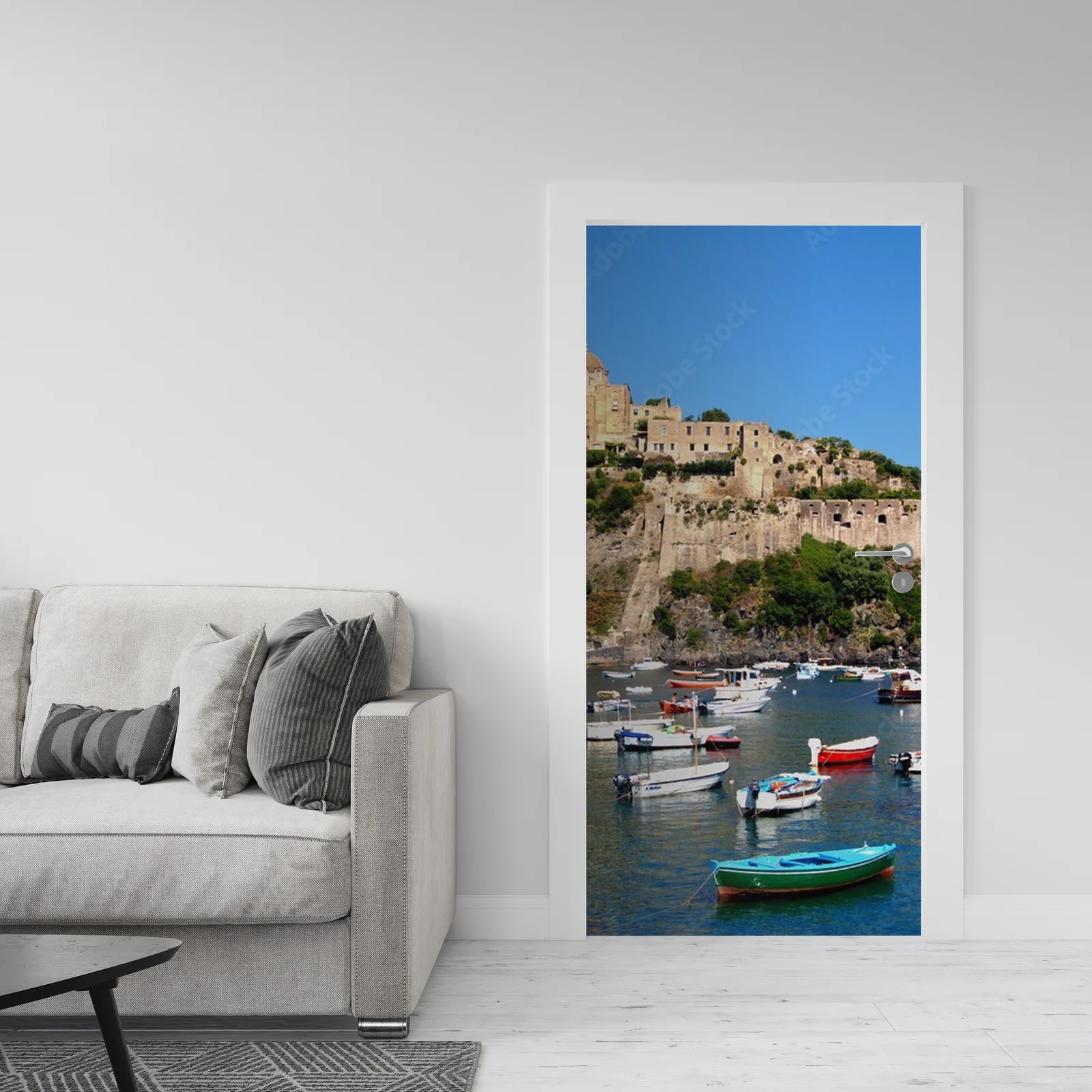 Urok Castello Aragonese Ischia w letnich odcieniach