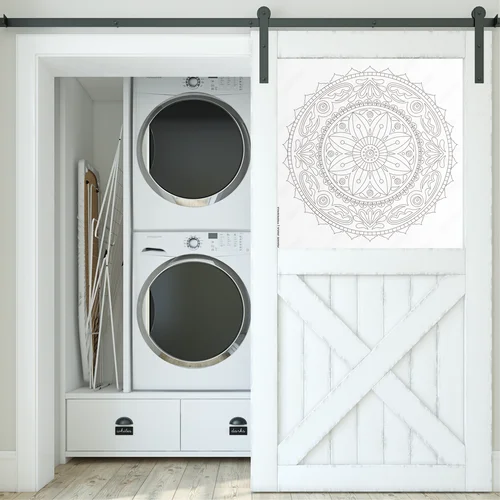 Elegancka mandala w białych odcieniach harmonii