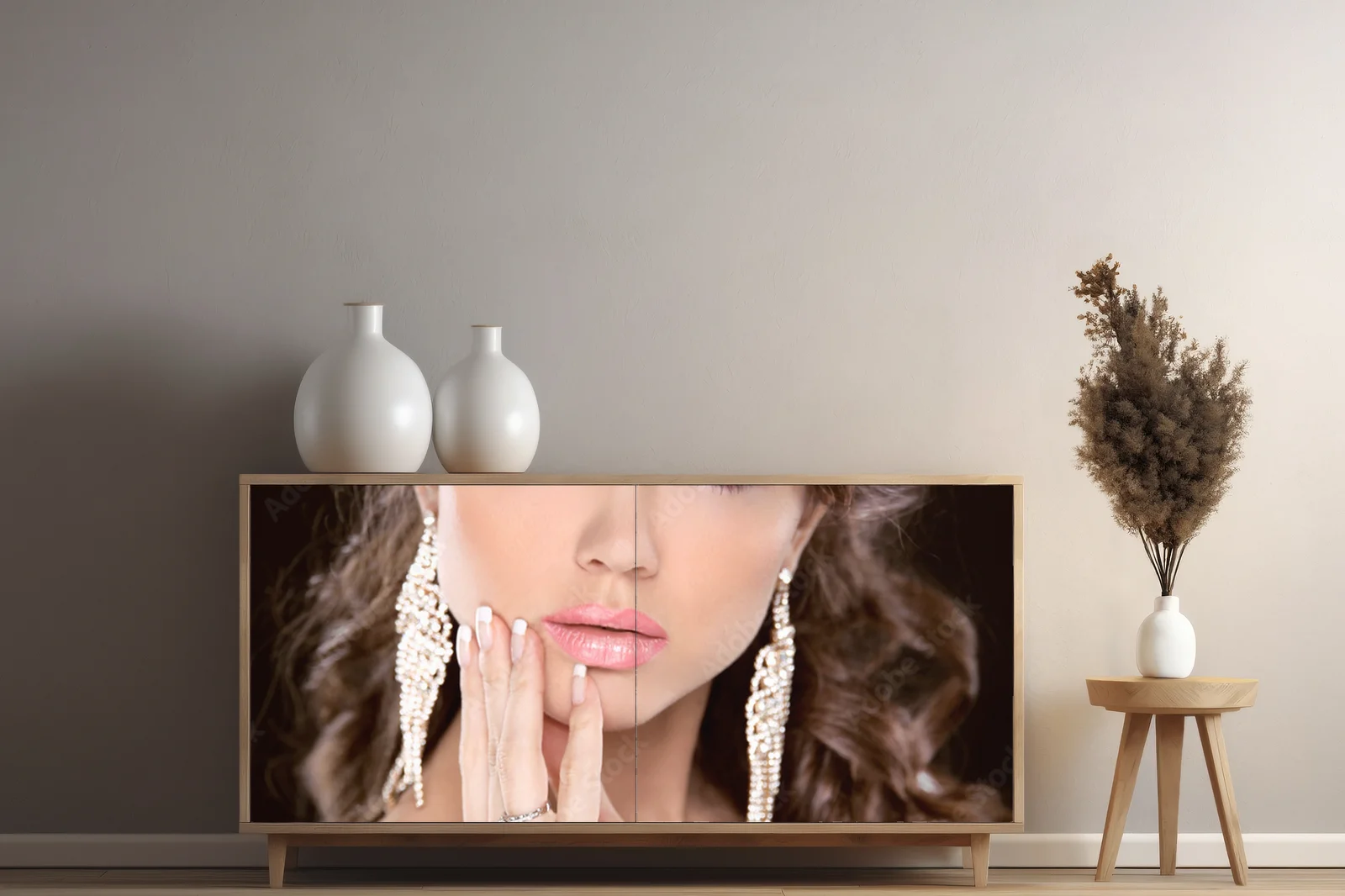 Blask piękna: Brązowowłosa modelka w glamour
