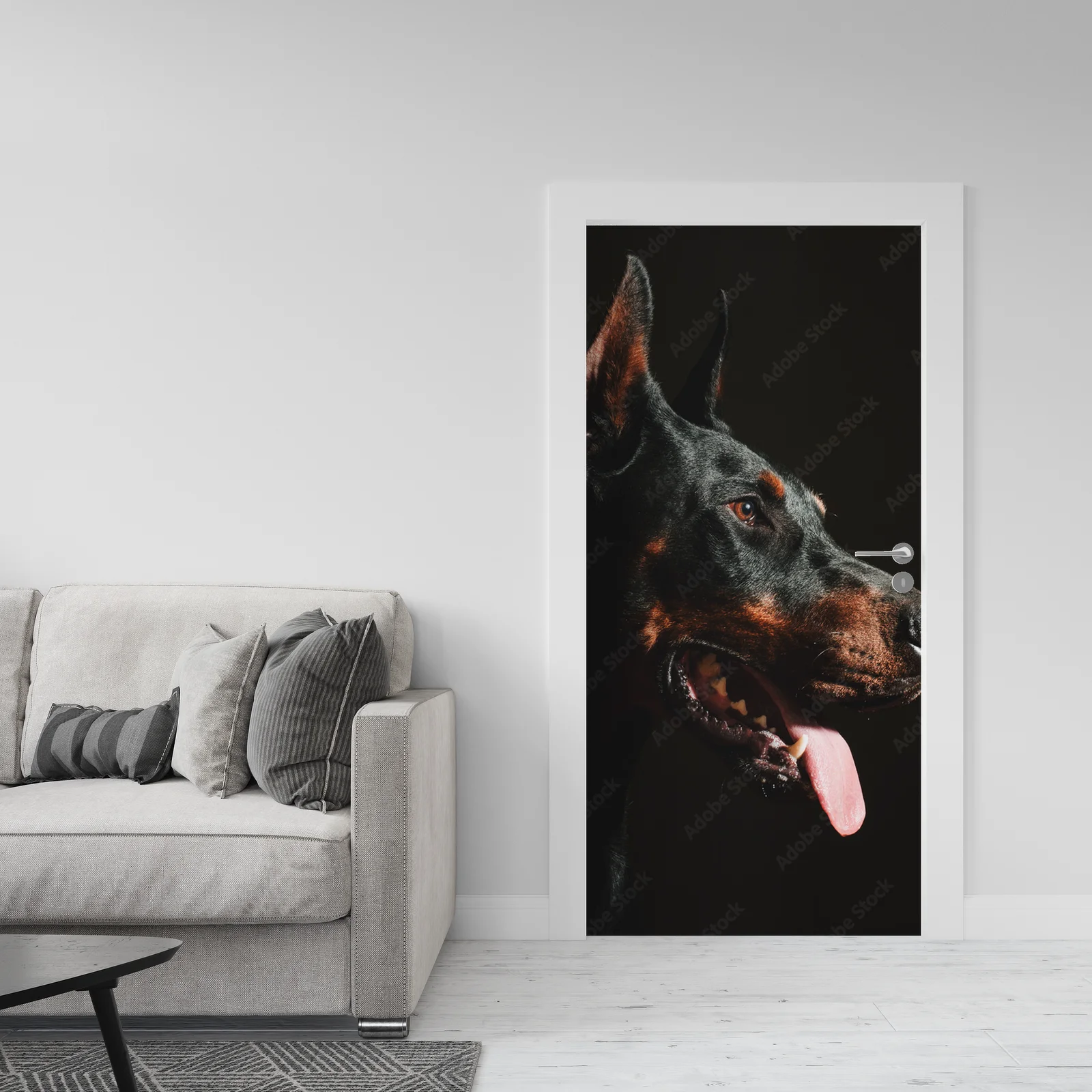 Wspaniale czarne oblicze dobermana w blasku reflektorów