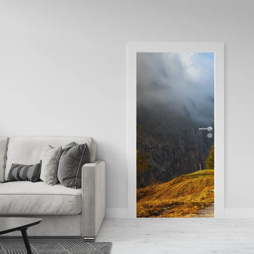 Urokliwa kapliczka w sercu Dolomitów