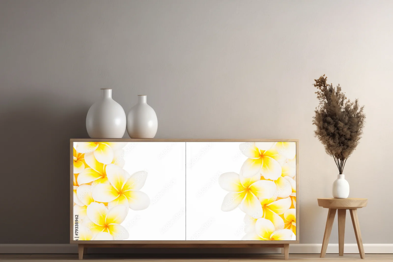 Plumeria: Tropikalna elegancja w białym tle