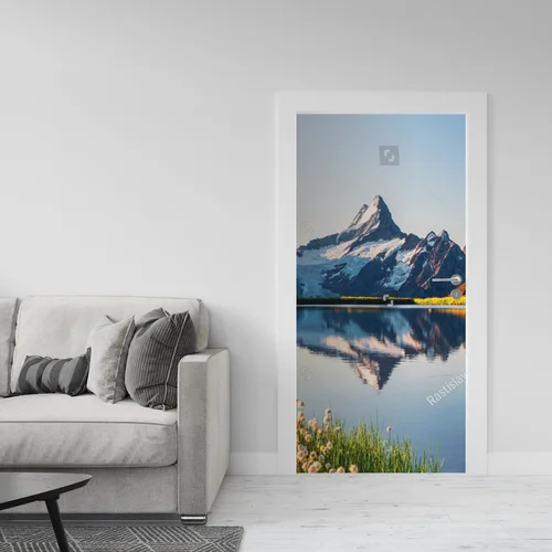 Malownicze alpejskie widoki nad jeziorem Bachalpsee