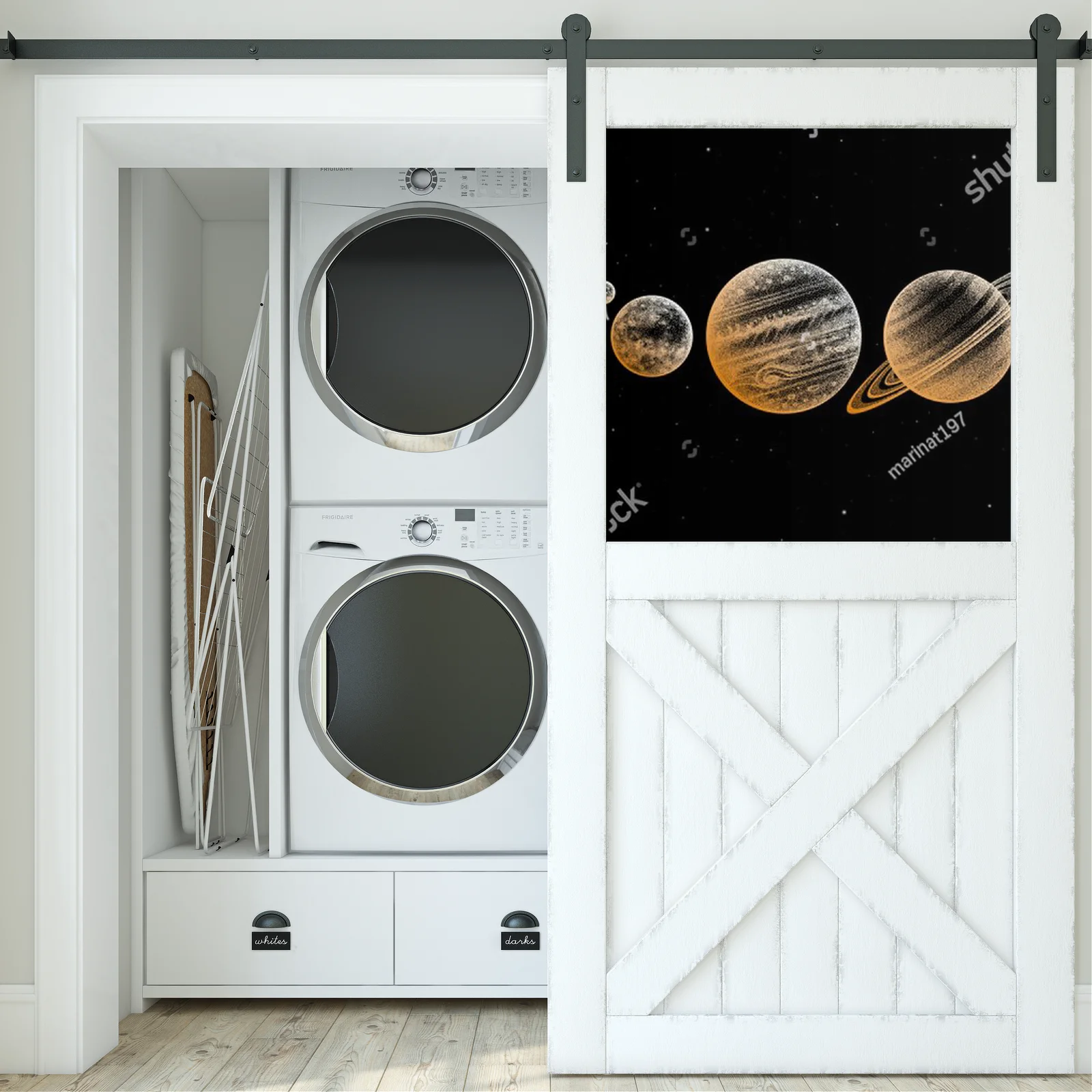 Wyprawa w Kosmos: Elegancja Planet w Czarnej Aranżacji