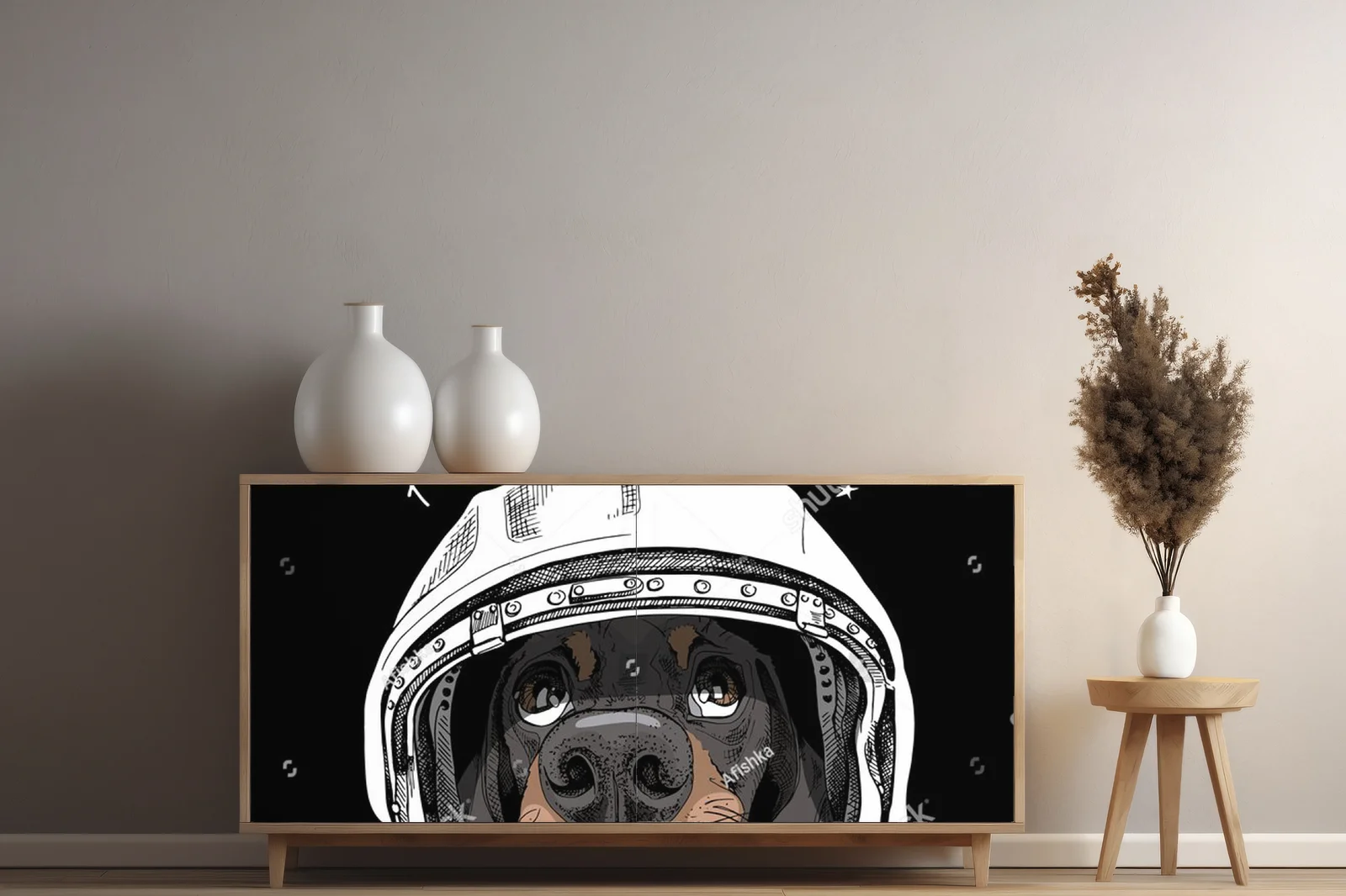 Zabawny jamnik w retro hełmie astronauty