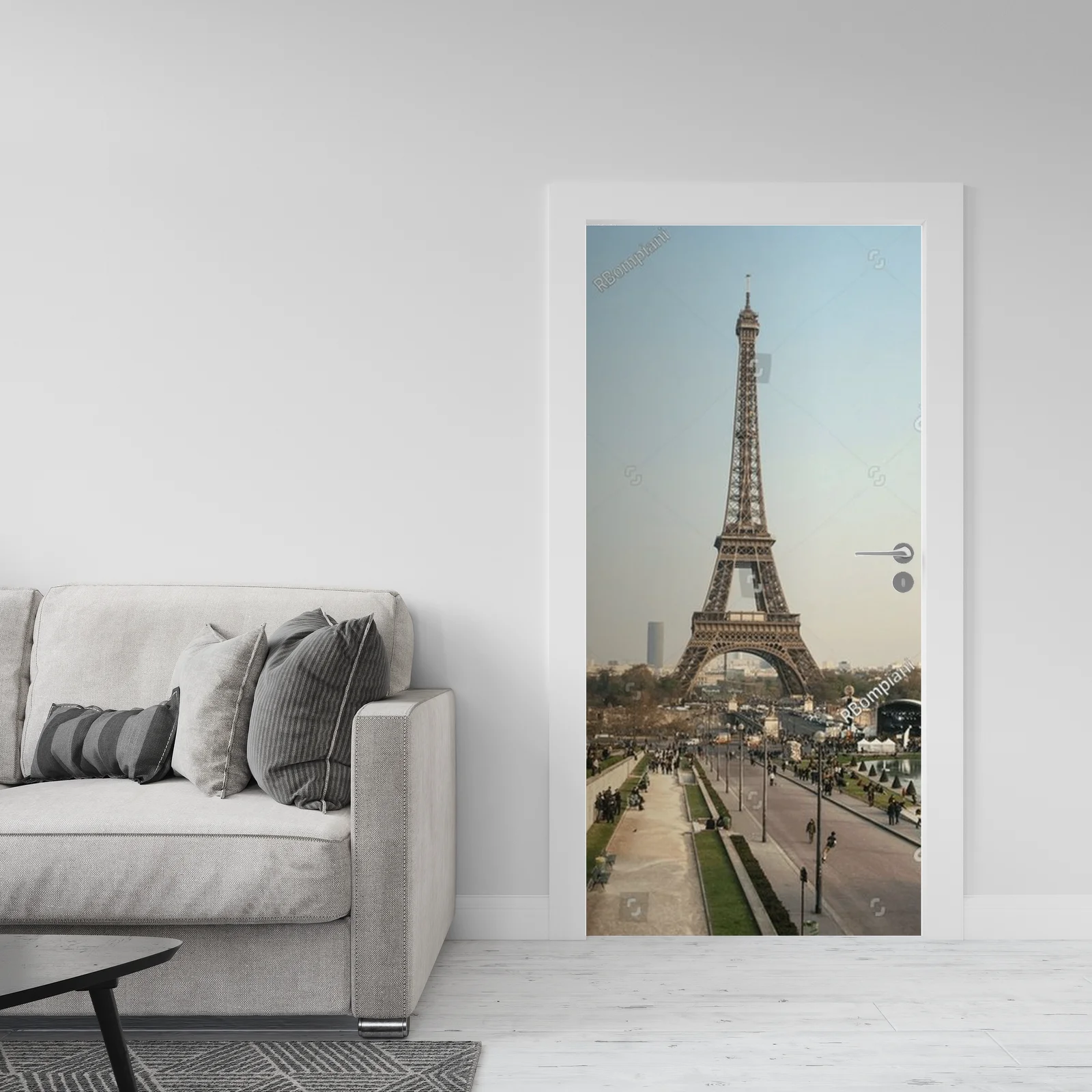 Eiffel Tower: Romantyzm Paris 2024