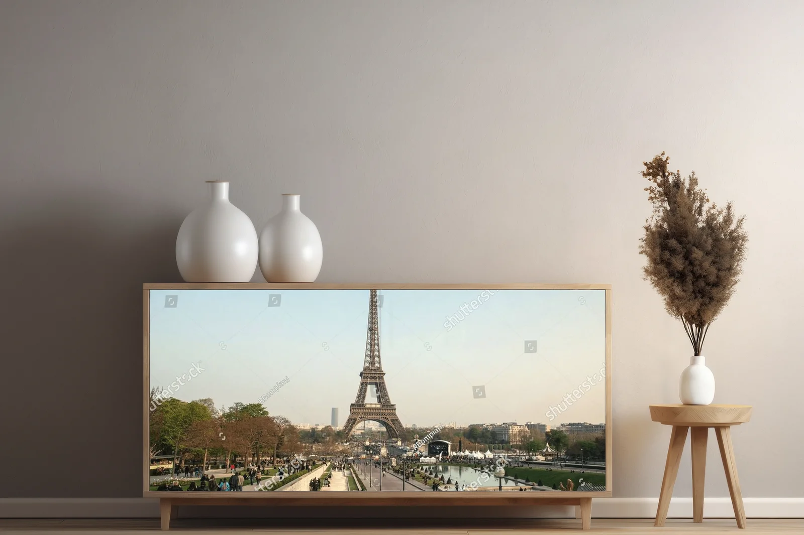 Eiffel Tower: Romantyzm Paris 2024