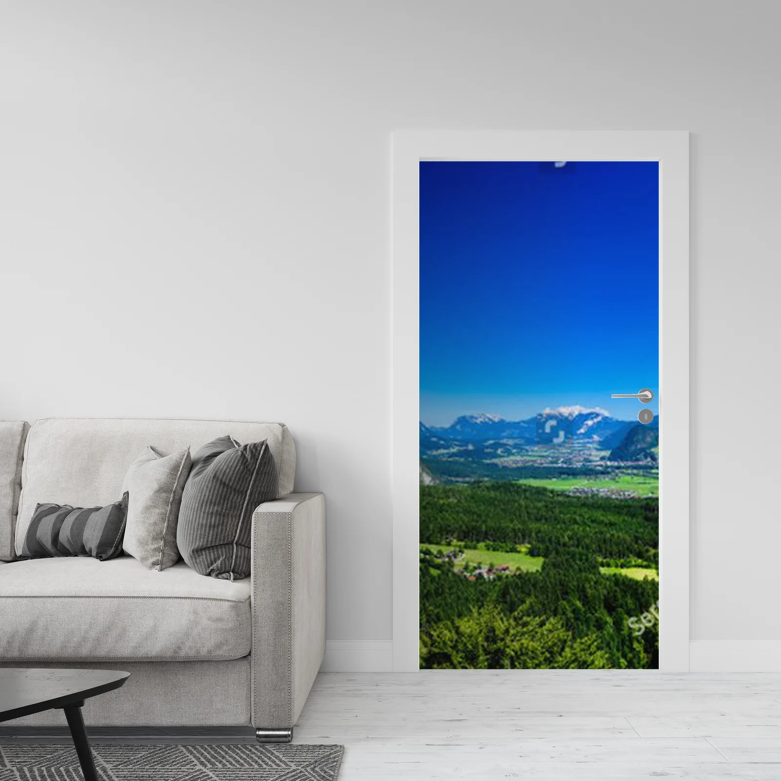 Zachwycająca panorama Tirol w błękitnych odcieniach