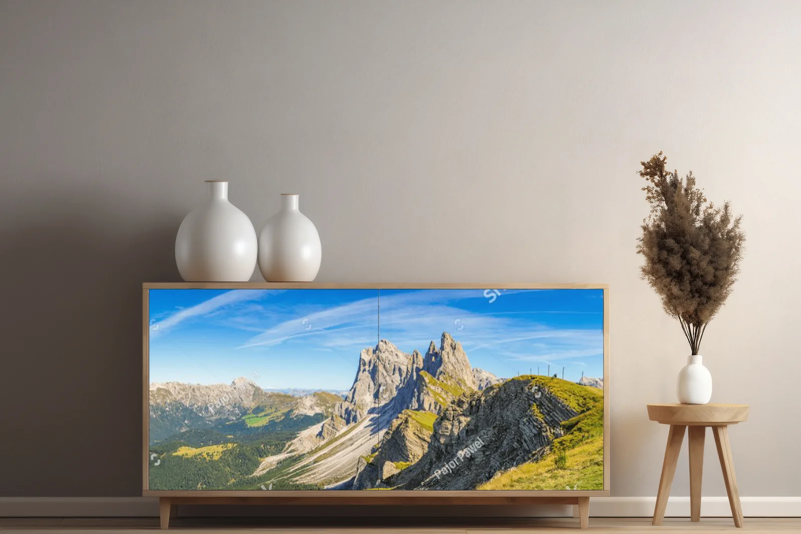 Majestatyczny szczyt Seceda w Dolomitach