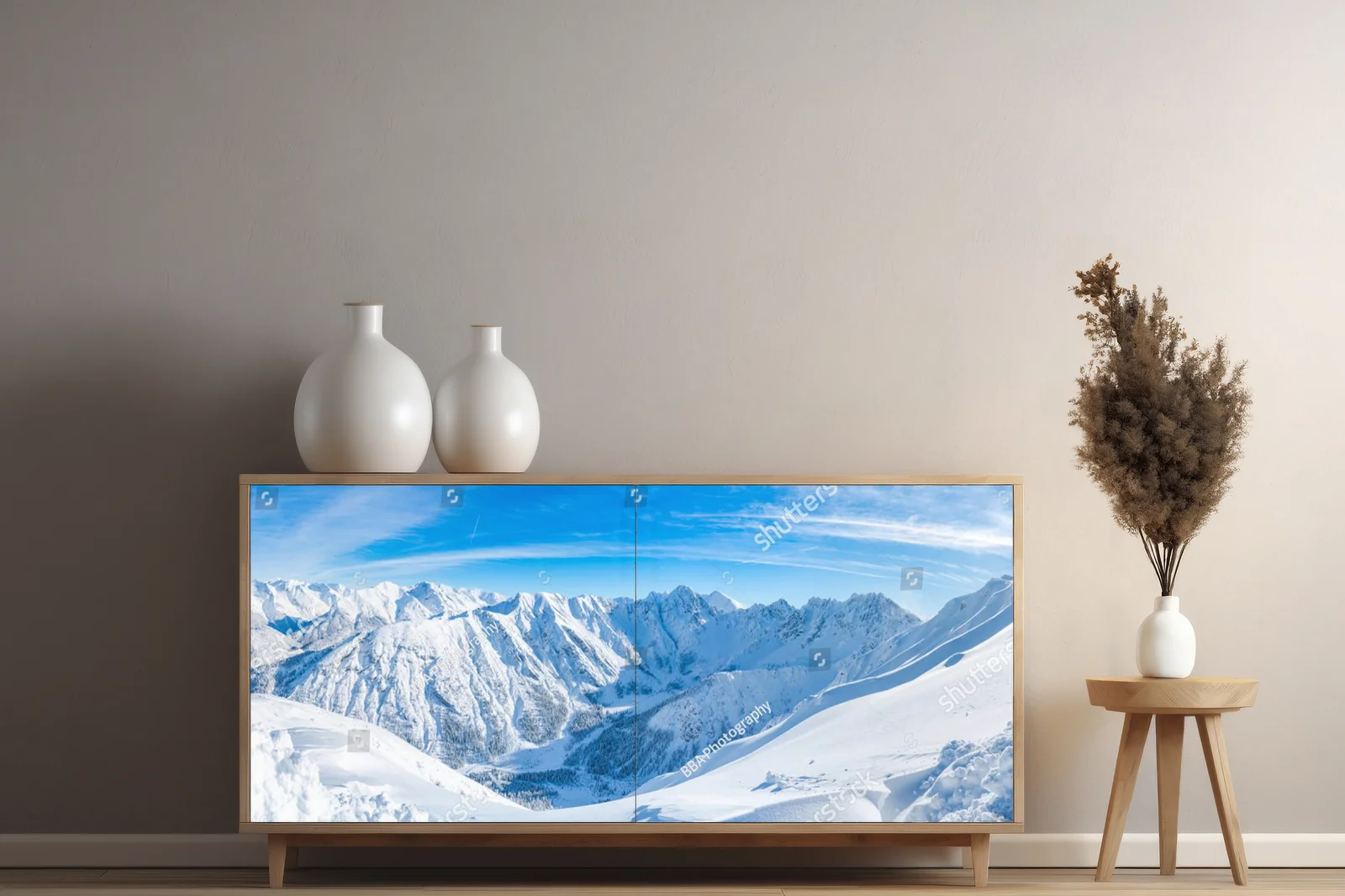 Zimowa panorama alpejskich pejzaży