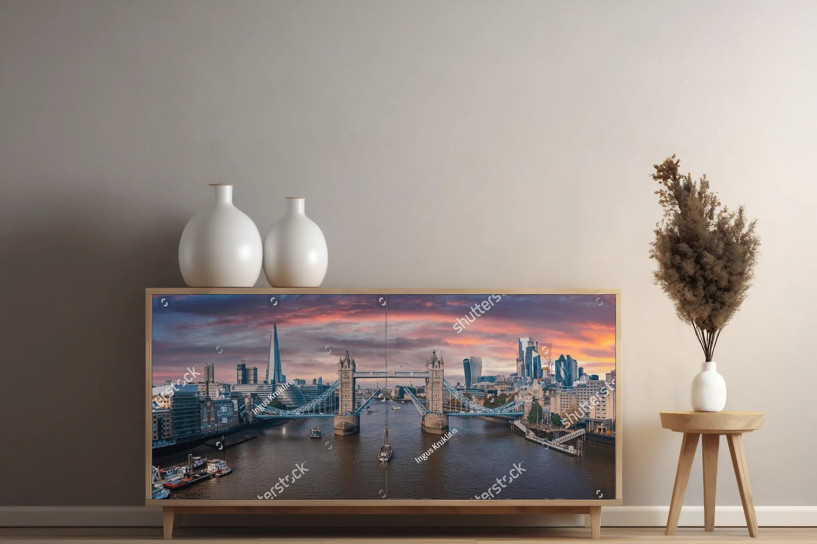 Magiczny zachód słońca nad Tower Bridge